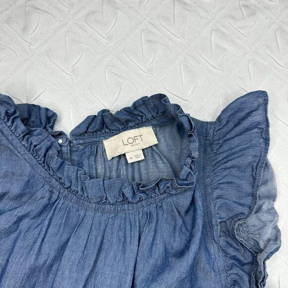 Cottage Boho soft chambray top with ruffled neck line and flutter cap sleeve, M - Picture 4 of 5